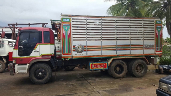 ขาย 10 ล้อดั้มคอกเกษตร HINO เครื่อง P11C 320 แรงม้า มีระบบลำโพงลากพ่วง คัสซีสวยตลอดเส้น ทะเบียนพร้อมโอน ราคาต่อรองได้ครับ ขาย 10 ล้อดั้มคอกเกษตร HINO เครื่อง P11C 320 แรงม้า มีระบบลำโพงลากพ่วง คัสซีสวยตลอดเส้น ทะเบียนพร้อมโอน ราคาต่อรองได้ครับ