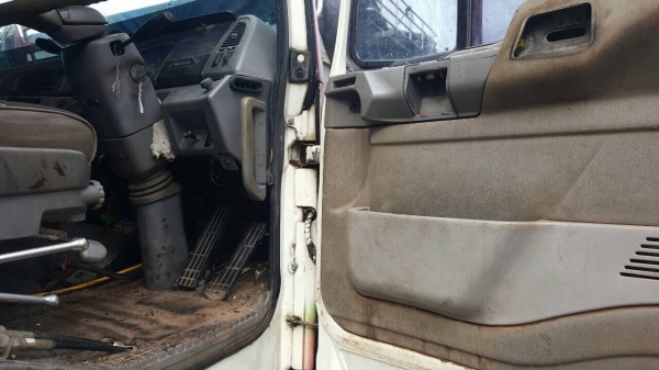 ขาย 10 ล้อดั้มคอกเกษตร HINO เครื่อง P11C 320 แรงม้า มีระบบลำโพงลากพ่วง คัสซีสวยตลอดเส้น ทะเบียนพร้อมโอน ราคาต่อรองได้ครับ ขาย 10 ล้อดั้มคอกเกษตร HINO เครื่อง P11C 320 แรงม้า มีระบบลำโพงลากพ่วง คัสซีสวยตลอดเส้น ทะเบียนพร้อมโอน ราคาต่อรองได้ครับ