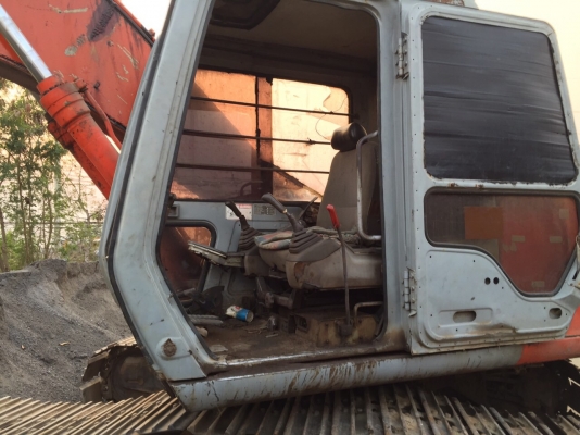 Hitachi Ex200-2 สภาพพร้อมใช้ค่ะ