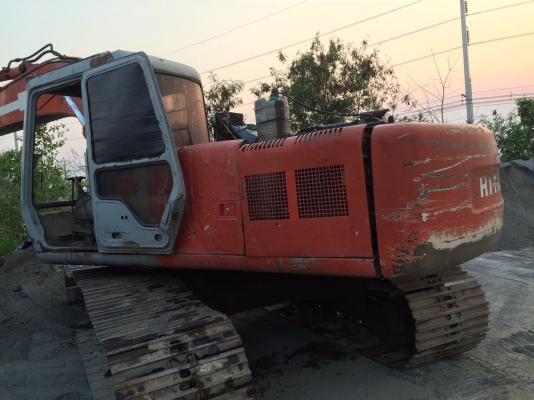Hitachi Ex200-2 สภาพพร้อมใช้ค่ะ