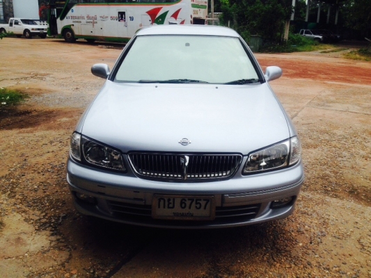 ขายรถเก๋ง NISSAN SANNY