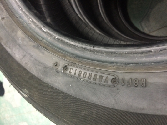 ขายยาง Donlop SP SPORT LM 703  225  50  17  ยางสวย ปี 0813