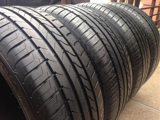 ยาง goodyear efficientgrip 215 50 17 สิ้นปี14 ดอกเยอะ ติดหนวด ประหยัดไป 50\%