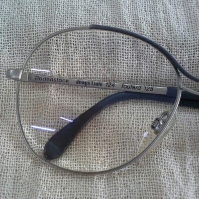 แว่นตาเทพเจ้าของชาวเยอรมัน Rodenstock Titanium เลนส์มัลติโคท-สายตายาว