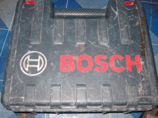ปรับราคาครับผม สว่านไร้สาย Bosch แท้ แต่มอเตอร์เสีย + แบ็ต 3 + กล่อง ไม่มีที่ชาร์ต ปรับราคาครับผม สว่านไร้สาย Bosch แท้ แต่มอเตอร์เสีย + แบ็ต 3 + กล่อง ไม่มีที่ชาร์ต