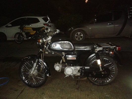 ขาย Honda CD90 เก่าญี่ปุ่นสภาพสวยๆพร้อมใช้ราคา 25000 บาท ขาย Honda CD90 เก่าญี่ปุ่นสภาพสวยๆพร้อมใช้ราคา 25000 บาท