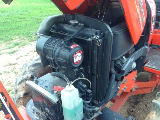รถไถ KUBOTA L3608 ราคา32,000บาท มีภาพวีดีโอ อายุการใช้งาน 2135 พร้อมอุปกรณ์ 3 รายการ ผานดันหน้า โรตา