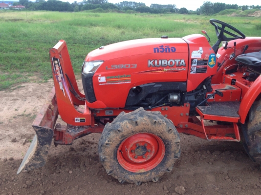 รถไถ KUBOTA L3608 ราคา32,000บาท มีภาพวีดีโอ อายุการใช้งาน 2135 พร้อมอุปกรณ์ 3 รายการ ผานดันหน้า โรตา รถไถ KUBOTA L3608 ราคา32,000บาท มีภาพวีดีโอ อายุการใช้งาน 2135 พร้อมอุปกรณ์ 3 รายการ ผานดันหน้า โรตา