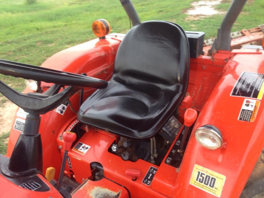 รถไถ KUBOTA L3608 ราคา32,000บาท มีภาพวีดีโอ อายุการใช้งาน 2135 พร้อมอุปกรณ์ 3 รายการ ผานดันหน้า โรตา