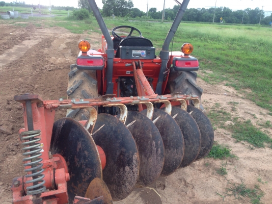 รถไถ KUBOTA L3608 ราคา32,000บาท มีภาพวีดีโอ อายุการใช้งาน 2135 พร้อมอุปกรณ์ 3 รายการ ผานดันหน้า โรตา