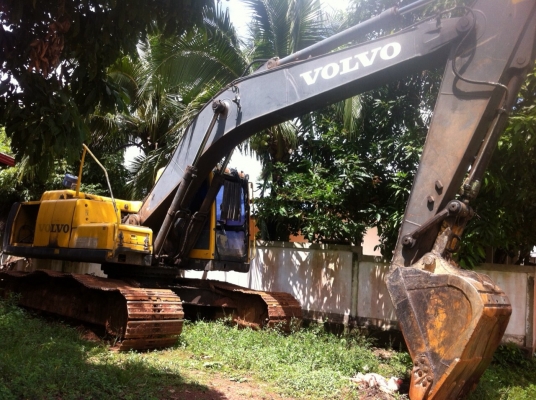 ขาย แบคโฮ วอลโล่ เอกสารเล่มทะเบียน รถสวย. พร้อมใช้