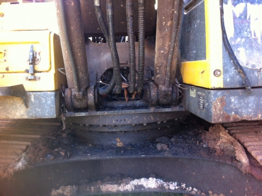 ขาย แบคโฮ วอลโล่ เอกสารเล่มทะเบียน รถสวย. พร้อมใช้