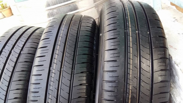 ขายล้อแม็กป้ายแดง honda freed mc 15" พร้อมยางปี15 สนใจติดต่อเล็กคลองสามครับ 081-3747940