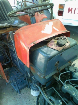 ขายรถไถ Kubota L2000 มีภาพวีดีโอ ราคา 45,000 บาท พร้อมอุปกรณ์ 3 รายการ มีผานหลัง คราด ล้อเหล็ก อุปกร