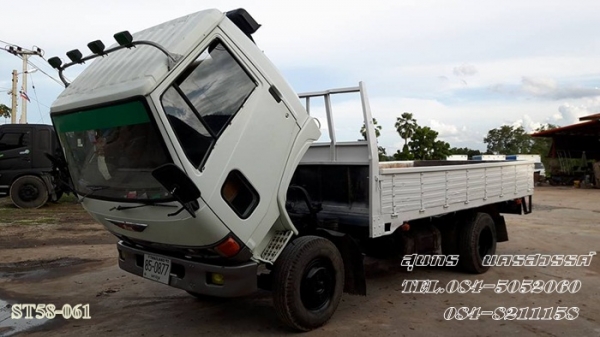 ขายด่วน รถบรรทุก 6 ล้อ HINO 117 แรง สภาพเดิมๆ สวย พร้อมใช้งาน ราคาสุดคุ้ม