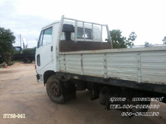 ขายด่วน รถบรรทุก 6 ล้อ HINO 117 แรง สภาพเดิมๆ สวย พร้อมใช้งาน ราคาสุดคุ้ม