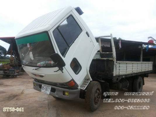 ขายด่วน รถบรรทุก 6 ล้อ HINO 117 แรง สภาพเดิมๆ สวย พร้อมใช้งาน ราคาสุดคุ้ม