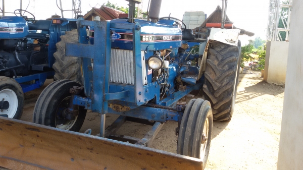 ขายรถไถฟรอ์ด6610แรงตัวแท้พร้อมไช้งานรถอยู่วังบัว คลองขลุง กำแพงเพชร  ราคา388000บาท  มีไบมีดหน้าหนึ่งอันผานชี1ชุดพร้อมทะเบียน สนใจสอบุถามได้ที่081 3655997 อ๋าพร  พาเจริญ  ราคาต่อรองได้อีกนะครับ