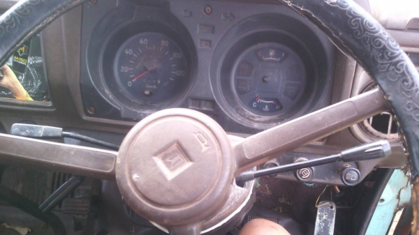 ขายด่วนรถ6ล้อkS777เครือง110แรงรถสวยเดิมออกห้างมือเดียว ขายด่วนรถ6ล้อkS777เครือง110แรงรถสวยเดิมออกห้างมือเดียว