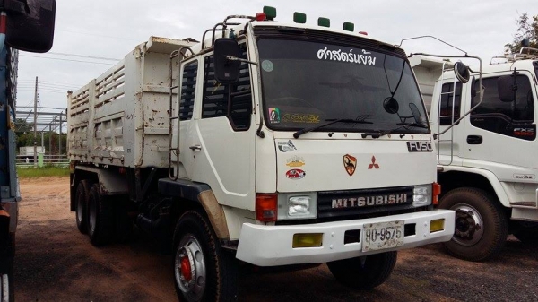 ขายดั้ม2เพลา MITSUBISHI FN527M-A เบรกใหญ่ เครื่อง195แรง พ.เพาเวอร์ เบรกทิฟฟี่ ภายในสวย แอร์เย็น สภาพพร้อมใช้งาน เอกสารพร้อมโอน ราคา790,000 สนใจโทร 090-8588220คุณนะ 093-3258446คุณบิว หรือเข้าดูสินค้าอื่นๆได้ที่ www.truck.in.th/498 หรือเพจFacebook ณรงค์ ซื้
