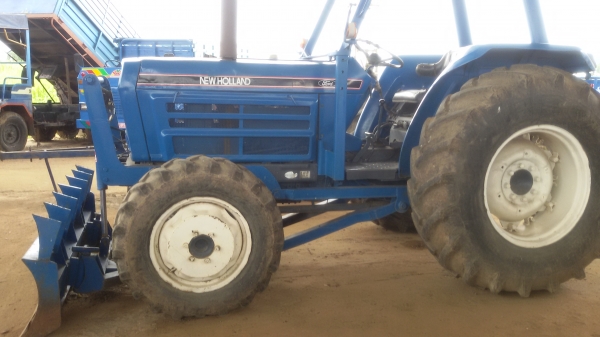 ขายรถไถอีชากิสองเพลาพร้อมไช้งานรถอยู่วังบัว คลองขลุง กำแพงเพชร ราคา358000บาท มีไบมีดหน้าหนึ่งอัน สนใจสอบุถามได้ที่081 3655997 อำพร พาเจริญ ราคาต่อรองได้อีกนะครับ ขายรถไถอีชากิสองเพลาพร้อมไช้งานรถอยู่วังบัว คลองขลุง กำแพงเพชร ราคา358000บาท มีไบมีดหน้าหนึ่งอัน สนใจสอบุถามได้ที่081 3655997 อำพร พาเจริญ ราคาต่อรองได้อีกนะครับ