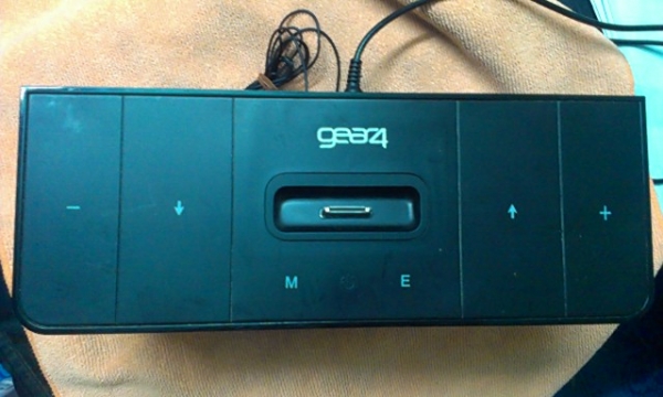 ลำโพงต่อ ipod เสียงดีครับ