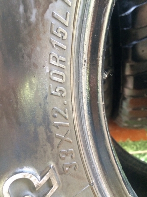 ขายยาง mud maxxis 33 x 15 สวยๆครับ ขายยาง mud maxxis 33 x 15 สวยๆครับ