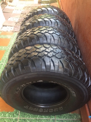 ขายยาง mud maxxis 33 x 15 สวยๆครับ ขายยาง mud maxxis 33 x 15 สวยๆครับ