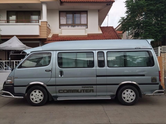 ขายรถตู้หลังคาสูง สีเดิมทั้งคัน วีไอพี พร้อมใช้งาน