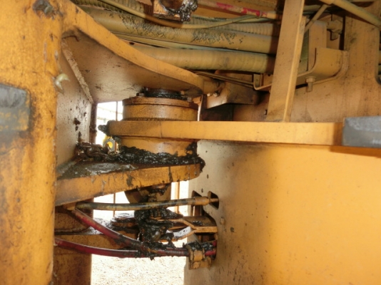 คันที่ 1. Komatsu 510 กรองเดี่ยว สวยๆ เก่าญี่ปุ่น 090-986-2521 อ๊อบ