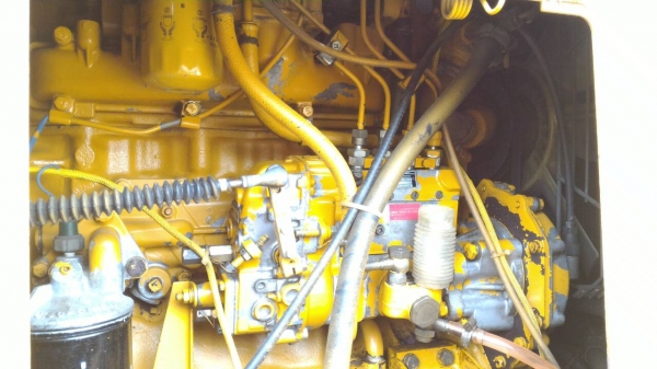 คันที่ 2. Komatsu 510 กรองเดี่ยว สวยๆ นำเข้าจากญี่ปุ่น 090-986-2521 อ๊อบ