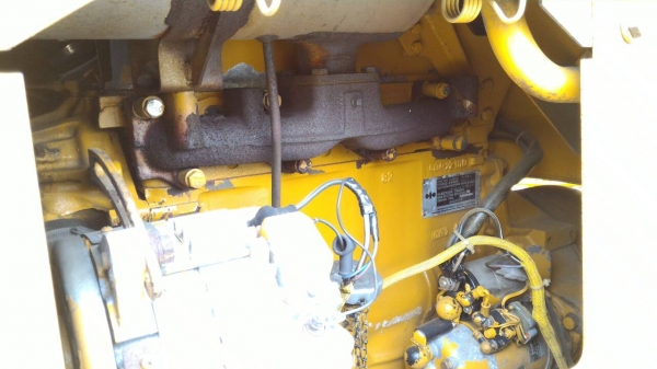 คันที่ 2. Komatsu 510 กรองเดี่ยว สวยๆ นำเข้าจากญี่ปุ่น 090-986-2521 อ๊อบ