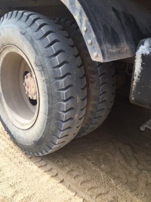 ขายสิบล้อดั้มเพลาเดียวบรรทุกได้ 17 ตัน ยางดีสภาพพร้อมใช้ ขายสิบล้อดั้มเพลาเดียวบรรทุกได้ 17 ตัน ยางดีสภาพพร้อมใช้