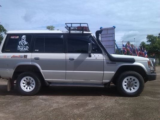 ขาย Mitsubishi pajero เหลี่ยม