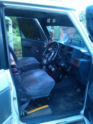 ขาย Mitsubishi pajero เหลี่ยม