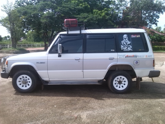 ขาย Mitsubishi pajero เหลี่ยม