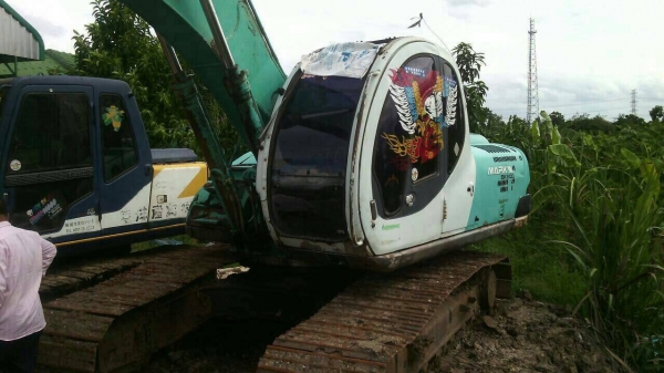 KOBELCO Mark 5 200 ธรรมดา รถพร้อมใช้ ไฟฟ้าครบ ช่วงล่างยังดี เอกสารเล่มทะเบียน