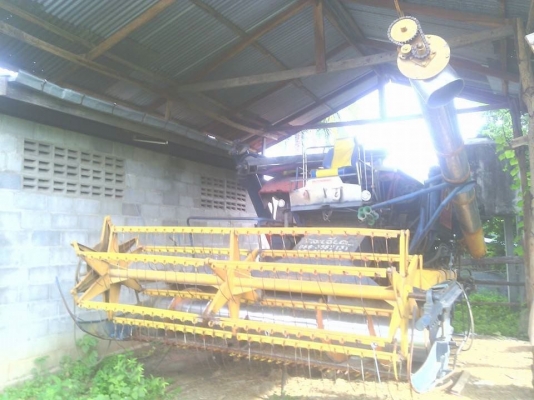 ขายรถเกี่ยวข้าวไทยเจริญ อุ้ม 1.5ตัน ตัวเดิน 10 ปั้มคู่20 สนใจติดต่อฉลาดศิลป 084-496-6119, 080-825-5385