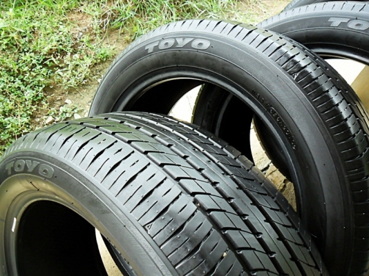 ยางซิ่งขอบ18 โตโย 235-50-R18ลงพื้นปี14 (4เส้น3,900บ) ยางซิ่งขอบ18 โตโย 235-50-R18ลงพื้นปี14 (4เส้น3,900บ)