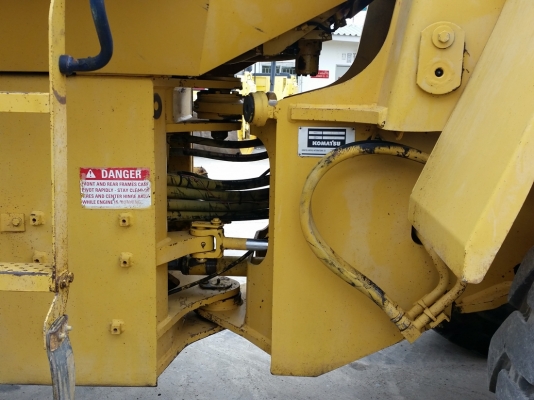 มาใหม่ !! ขายรถตักล้อยาง WA250-1 ยี่ห้อ KOMATSU นำเข้าจากต่างประเทศแท้ 100\% สภาพสวย ไม่เคยใช้งานในไทย