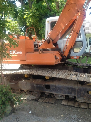 ขายHITACHI EX200-1 สภาพสวยพร้อมใช้ ราคาต่อรองได้ ติดต่อ คุณ อ๊อฟ พิจิตร 086-737-9991 ขายHITACHI EX200-1 สภาพสวยพร้อมใช้ ราคาต่อรองได้ ติดต่อ คุณ อ๊อฟ พิจิตร 086-737-9991