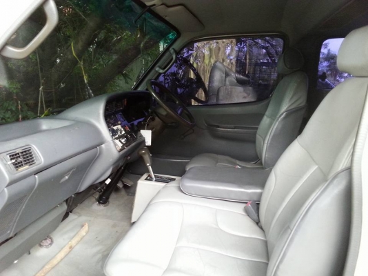 ขายรถตู้โตโยต้า ไฮเอท ปี 96 เครื่อง 2J เกียร์ออโต้ ติดแก๊ส ngv