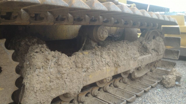 ขายแทร็กเตอมิสซูบอชิรุ่นBD2Gพร้อมใช้งานตีนเป็ด ติดต่อคุณ อ๊อฟ พิจิตร 086-737-9991