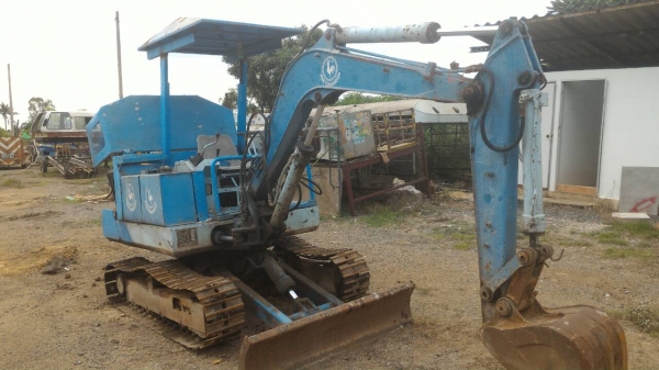 ขายแม็กโคเล็กIHIรุ่นIS30 สภาพสวยพร้อมใช้ ติดต่อ คุณอ๊อฟ พิจิตร 086-737-9991