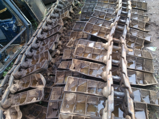 ขายโซ่พร้อมแผ่นตีนเป็ดราคาเศษเหล็ก