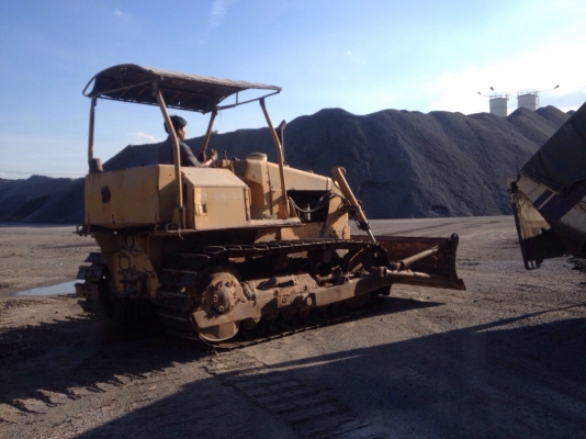 ขายรถแทรคเตอร์ D4E เครื่องไดเรค 9Z เกียร์ตัด ตีนไก่ รถพร้อมทำงาน เอกสารสัญญาซื้อขาย สนใจติดต่อ กุ้งบางมด 098-3248078