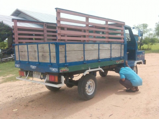 ขายอีแต๋นเครื่องยนต์4สูบISUZU2200 สภาพพร้อมใช้งาน เครื่องดี