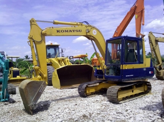 ขายด่วน KOMATSU PC60-5  เก่าญี่ปุ่น สภาพสวย  เอกสารครบ  พร้อมใช้งาน   สนใจโทร  089-7462641   เจ๊สุวรรณีจ้า