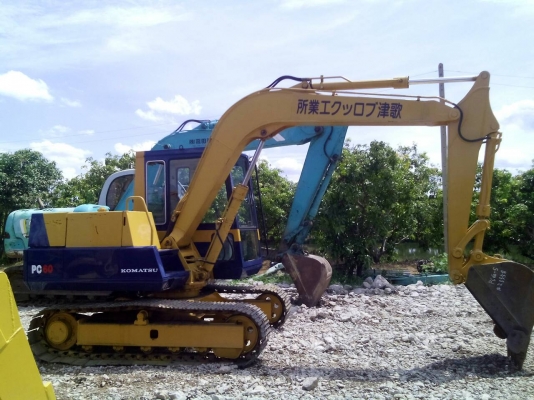 ขายด่วน KOMATSU PC60-5  เก่าญี่ปุ่น สภาพสวย  เอกสารครบ  พร้อมใช้งาน   สนใจโทร  089-7462641   เจ๊สุวรรณีจ้า
