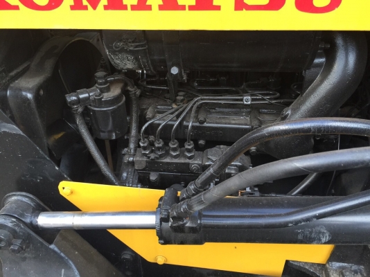 ขายด่วนแทรกเตอร์KOMATSU D20P-5 ใบมีด6ทิศทาง พร้อมใช้งาน